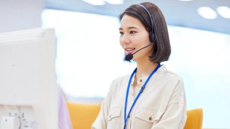 コールセンターのATT短縮と顧客満足度を両立する方法｜最新AI活用で実現する3つのポイント